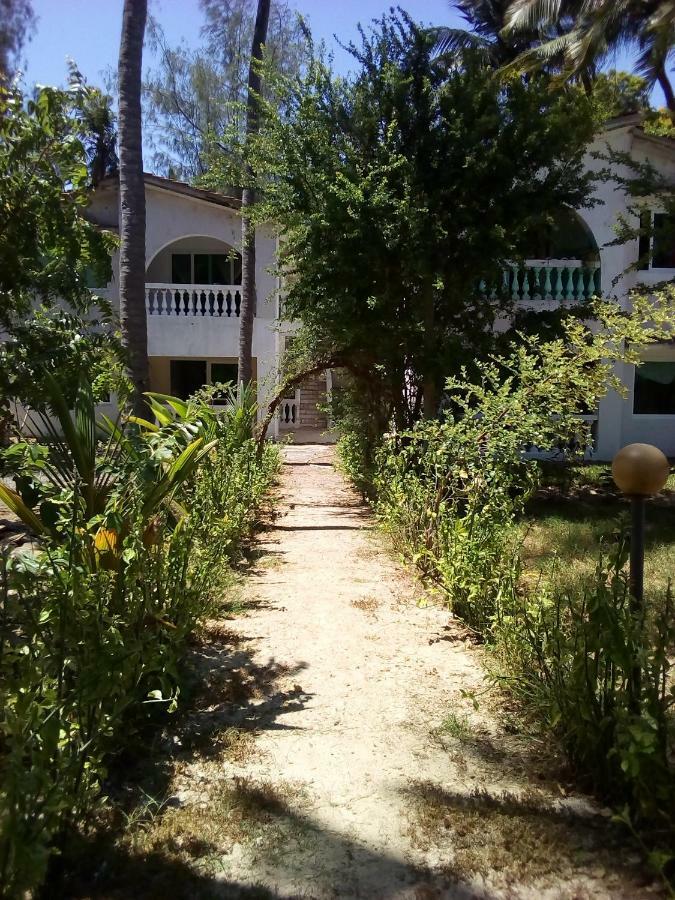 Savannah Cottages Mombasa Exterior foto